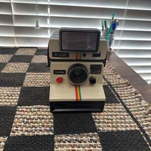 Vintage Polaroid OneStep SX-70 Rainbow Stripe Land Camera with Q-Light Flash